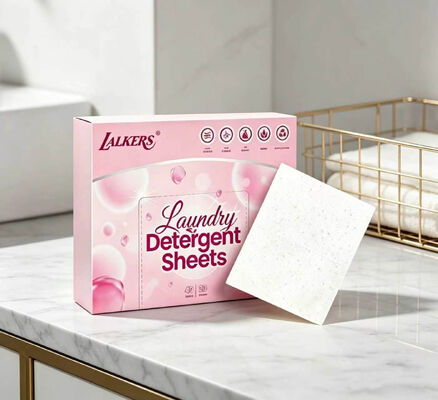 Bom preço Folhas de detergente de roupa ecológico com forte limpeza e fragrância personalizável para manchas resistentes on-line
